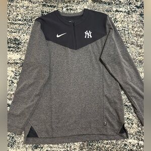 New York Yankees Nike Pull over